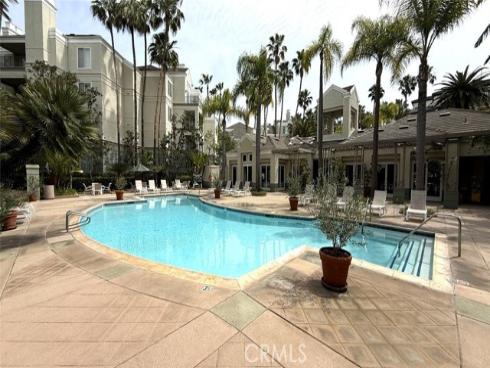 2253  Martin  107 , Irvine, CA