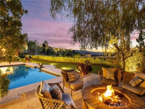 51 Echo , Irvine, CA