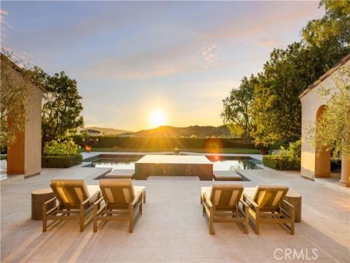 51 Echo , Irvine, CA