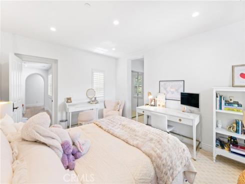 26 View Terrace , Irvine, CA