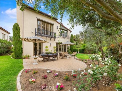 26 View Terrace , Irvine, CA