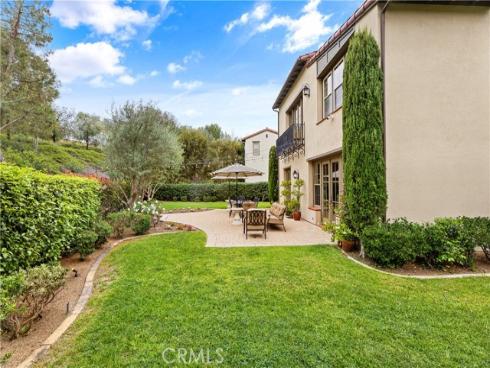 26 View Terrace , Irvine, CA