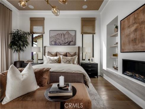 548 Sahara , Irvine, CA