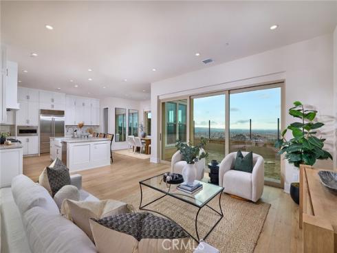 103 Oakstone , Irvine, CA