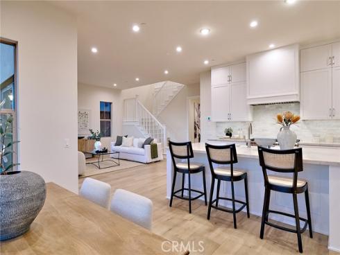 103 Oakstone , Irvine, CA