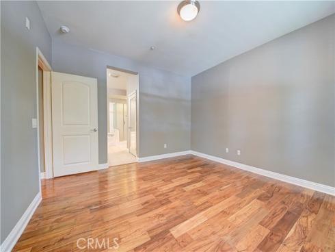 135  Pathway  , Irvine, CA