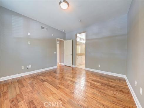 135  Pathway  , Irvine, CA