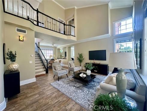 6 Aprilla , Irvine, CA