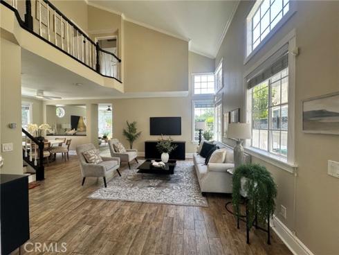 6 Aprilla , Irvine, CA