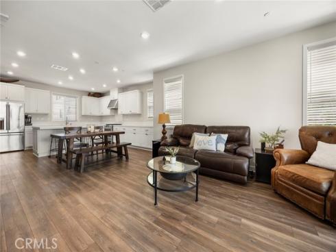 204  Keeper  , Irvine, CA