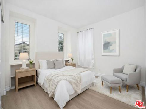 17  Mount Vernon  , Irvine, CA