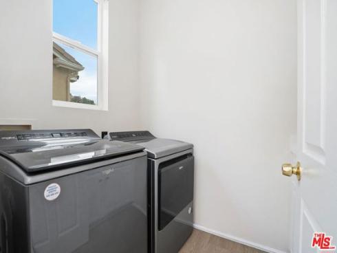 17  Mount Vernon  , Irvine, CA