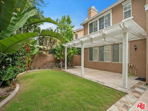 17  Mount Vernon  , Irvine, CA