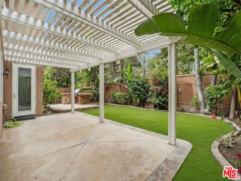17  Mount Vernon  , Irvine, CA