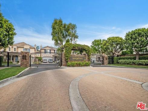 17  Mount Vernon  , Irvine, CA