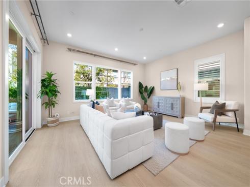 79 Pelican , Irvine, CA