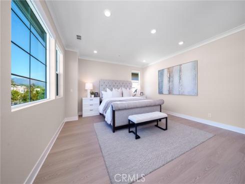 79 Pelican , Irvine, CA