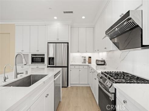107 Overbrook , Irvine, CA