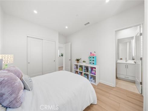 246  Canterbury  , Irvine, CA