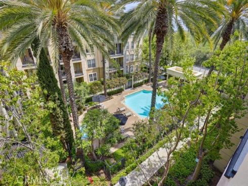 2448 Watermarke , Irvine, CA