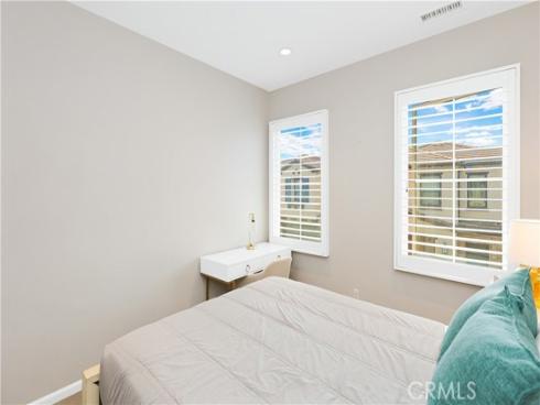 231  Rodeo  , Irvine, CA