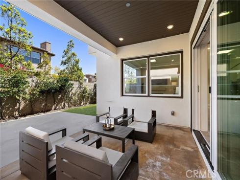 77 Pelican , Irvine, CA