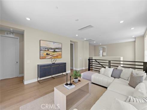 77 Pelican , Irvine, CA