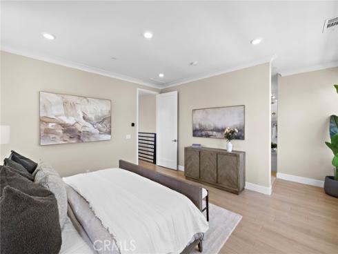77 Pelican , Irvine, CA
