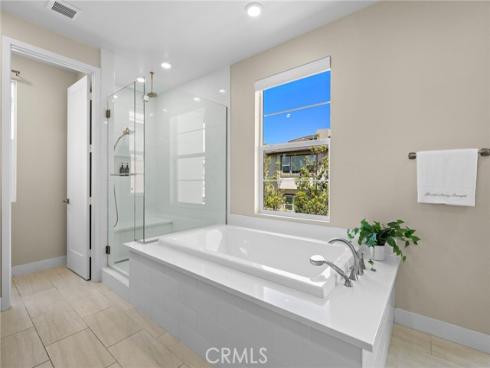 77 Pelican , Irvine, CA