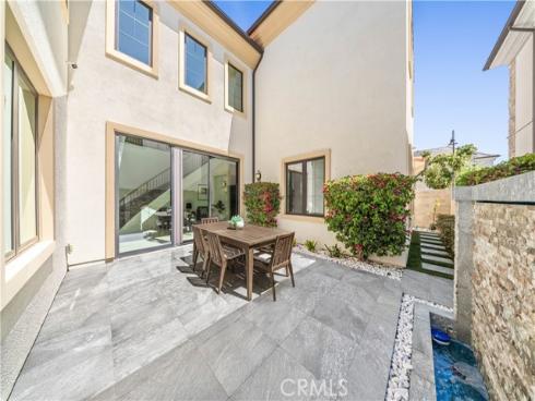 114  Interstellar  , Irvine, CA