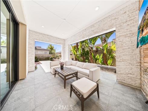 114  Interstellar  , Irvine, CA
