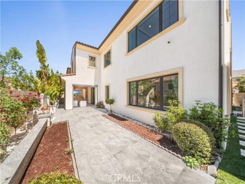 114  Interstellar  , Irvine, CA