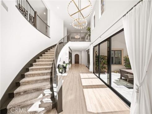 114  Interstellar  , Irvine, CA
