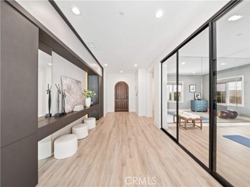114  Interstellar  , Irvine, CA