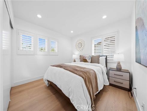 33  Winterfield   Road, Irvine, CA