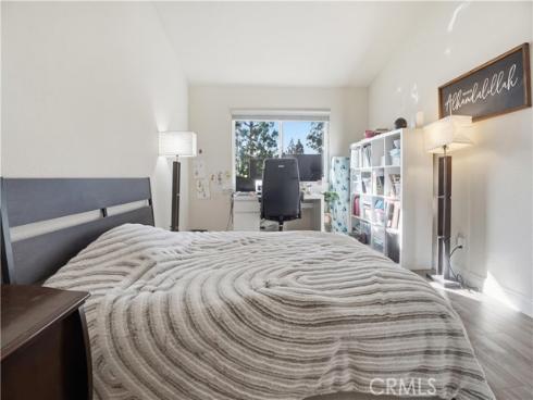 48 Monroe , Irvine, CA