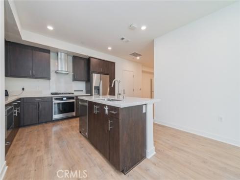 2414 Nolita , Irvine, CA