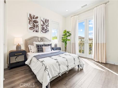57 Pulsar , Irvine, CA