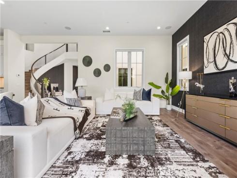 57 Pulsar , Irvine, CA
