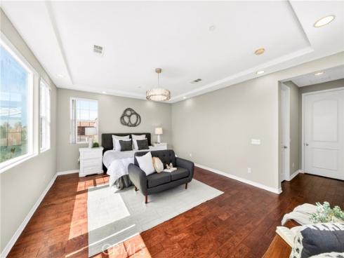 104 Sparrow , Irvine, CA