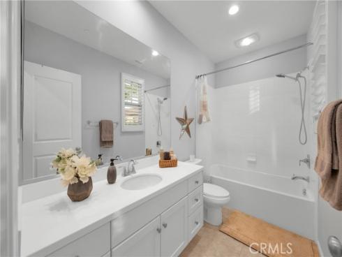 188  Excursion  , Irvine, CA