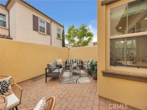 188  Excursion  , Irvine, CA