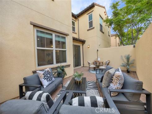 188  Excursion  , Irvine, CA