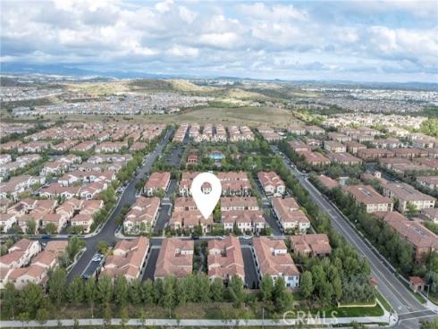 188  Excursion  , Irvine, CA