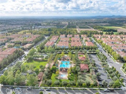 188  Excursion  , Irvine, CA