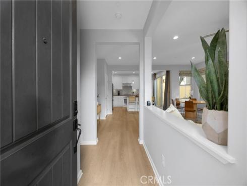 188  Excursion  , Irvine, CA