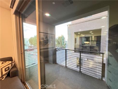 179  Cadence  , Irvine, CA