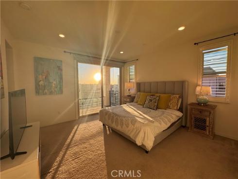 179  Cadence  , Irvine, CA