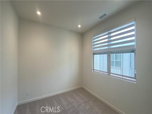 110  Sunnyside  , Irvine, CA