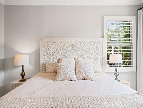 21 Fanpalm , Irvine, CA